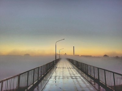 пешеходный мост Борисов в тумане.jpg